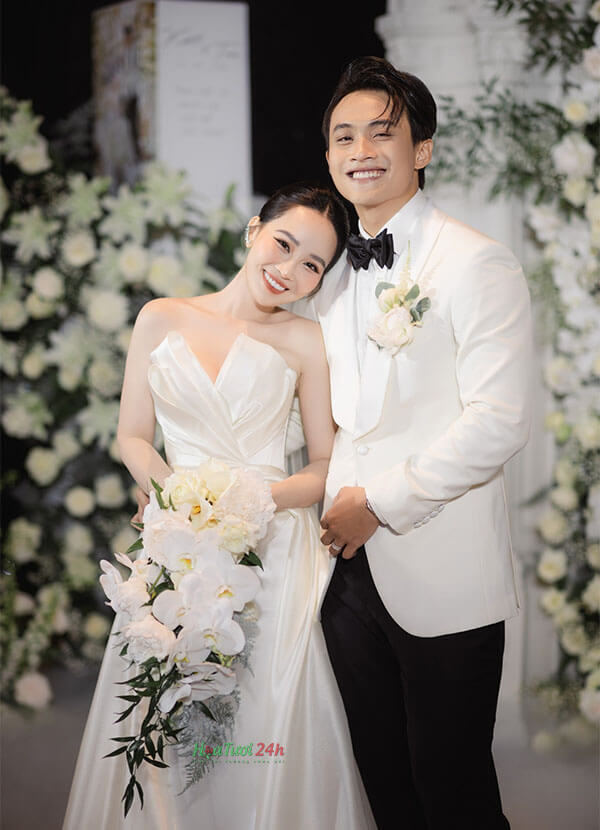 Hoa cưới dạng thác nước