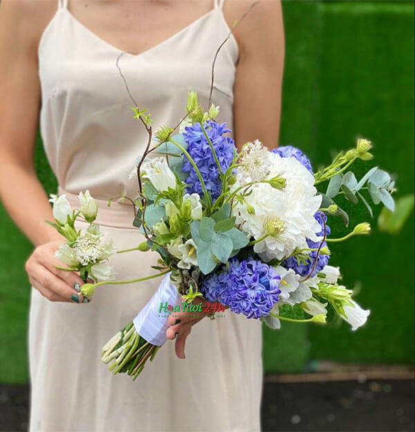 Hoa cưới phong cách tự nhiên
